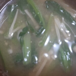 小松菜と大根と豆腐の味噌汁